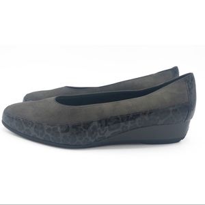 NWOT ARA Womens Slip On Shoes Brown w/Cheetah Print Details